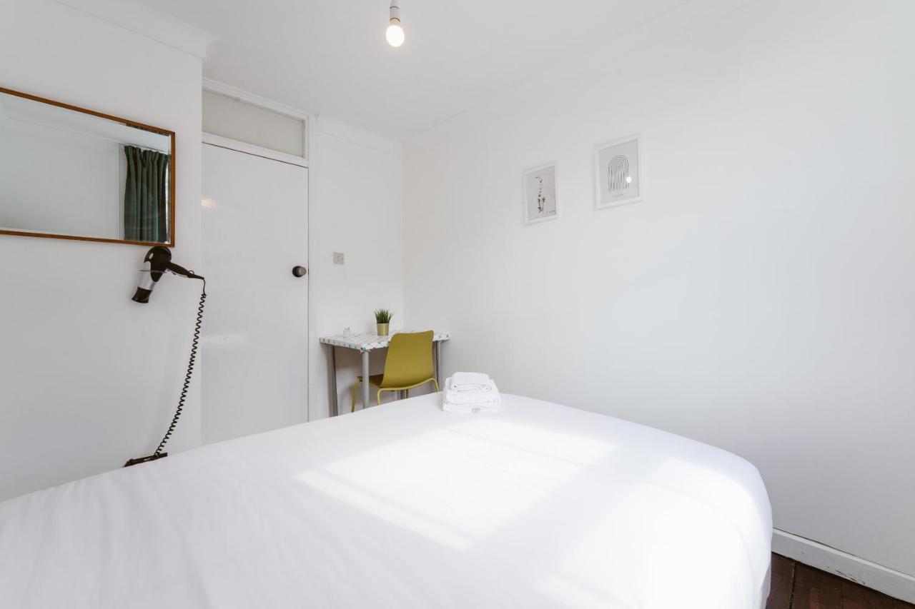 Great Rooms In Stepney Green Station - 12 Лондон Екстериор снимка