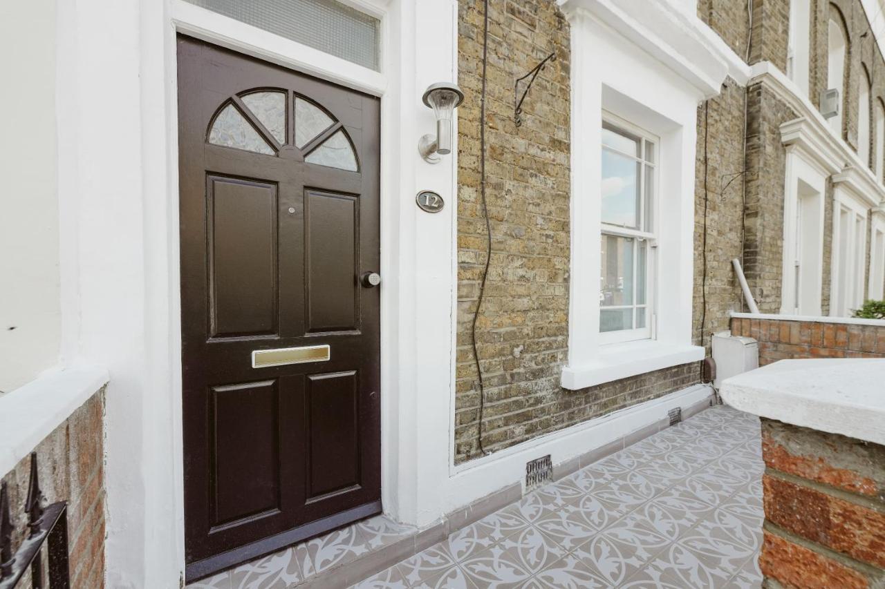 Great Rooms In Stepney Green Station - 12 Лондон Екстериор снимка