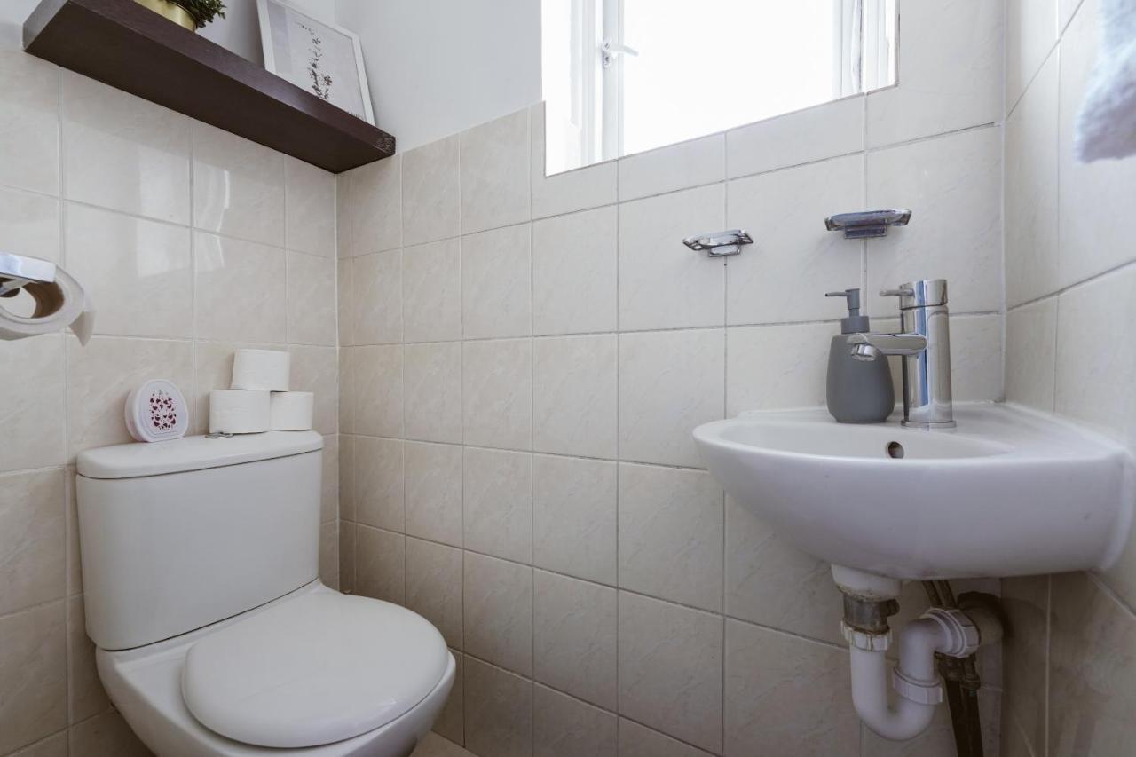 Great Rooms In Stepney Green Station - 12 Лондон Екстериор снимка