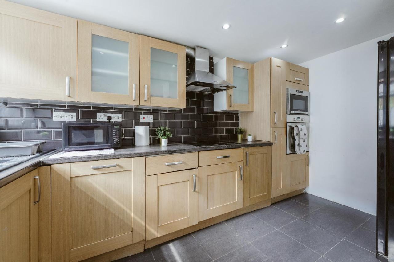 Great Rooms In Stepney Green Station - 12 Лондон Екстериор снимка