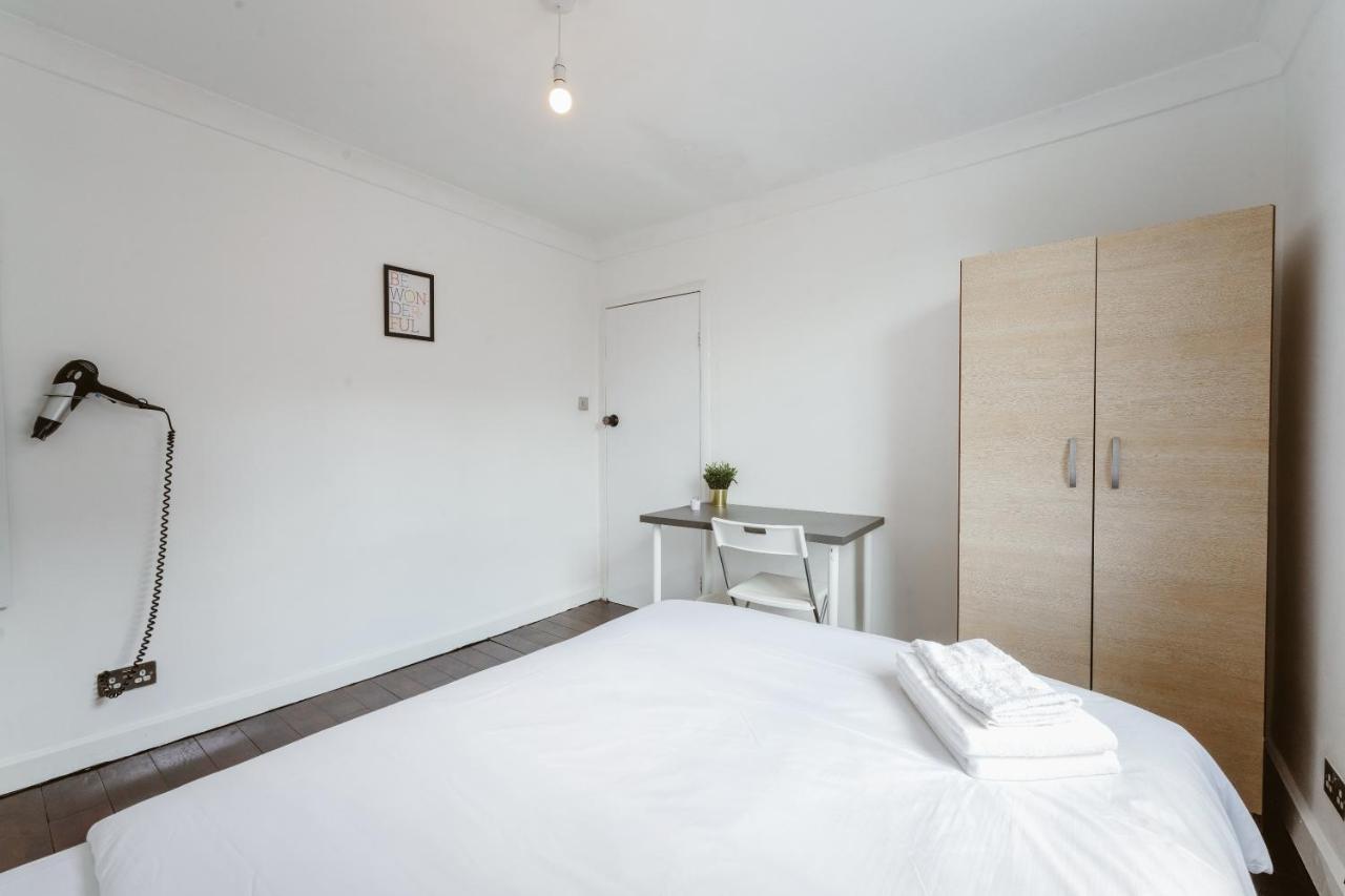 Great Rooms In Stepney Green Station - 12 Лондон Екстериор снимка