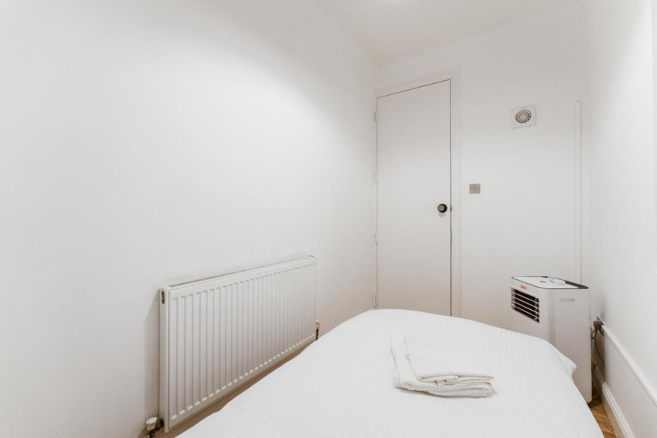 Great Rooms In Stepney Green Station - 12 Лондон Екстериор снимка